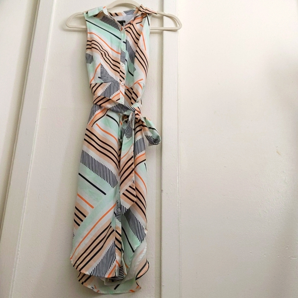 Size 0: Ann Taylor Multi-color Dress